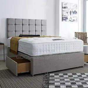 A Storage Drawers Bed in Gray