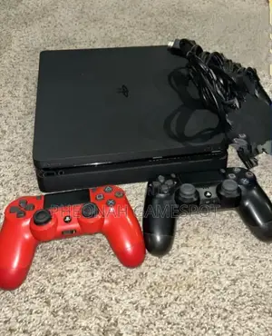 Playstation 4 Slim (Ps4 Slim) the Whole Kit - 13 Games, 2 Controllers