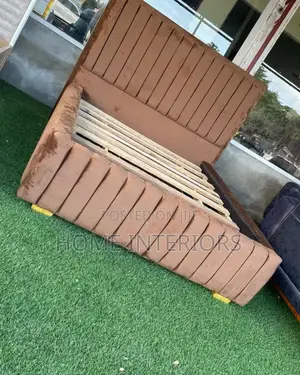 A Bed With Linear Design