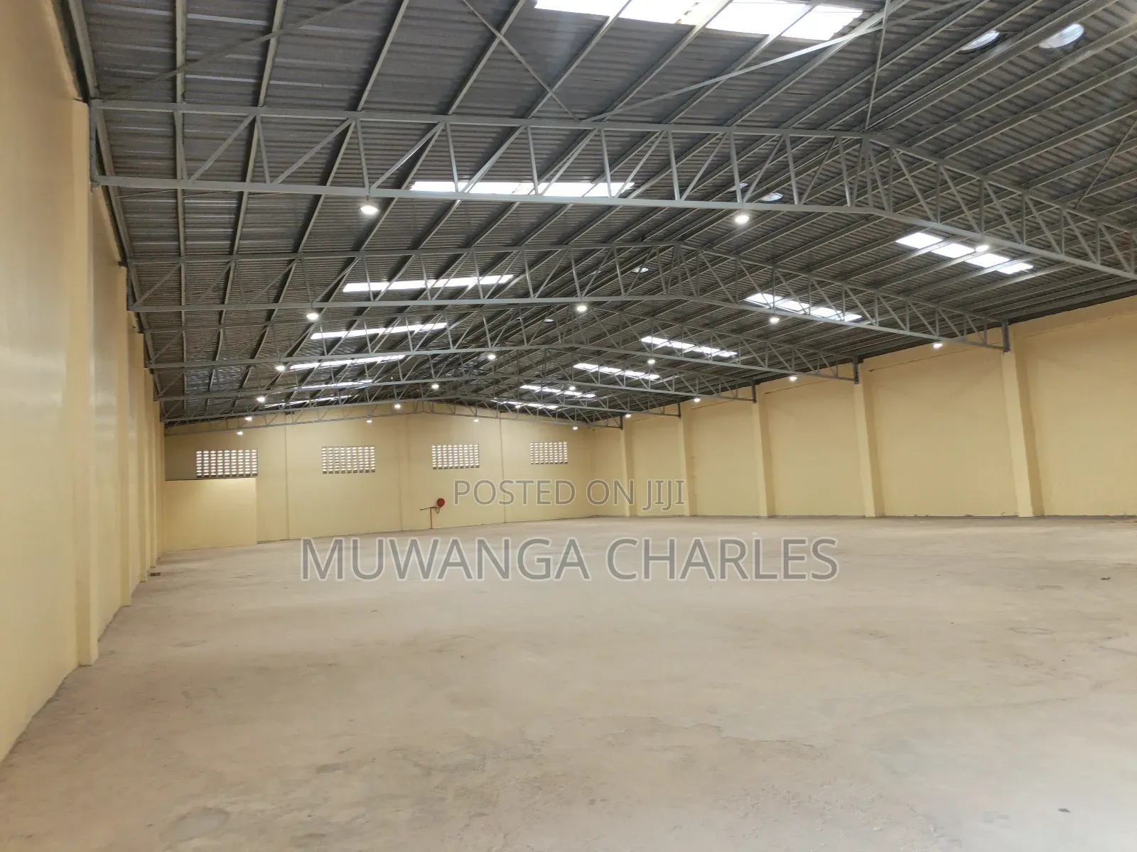 Nice Werehouse for Rent in Kawempe D