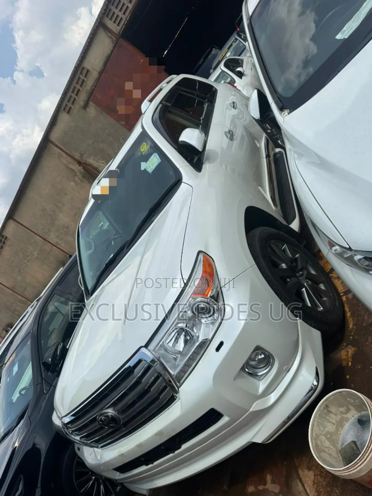 Toyota Land Cruiser 4.6 V8 ZX 2016 White