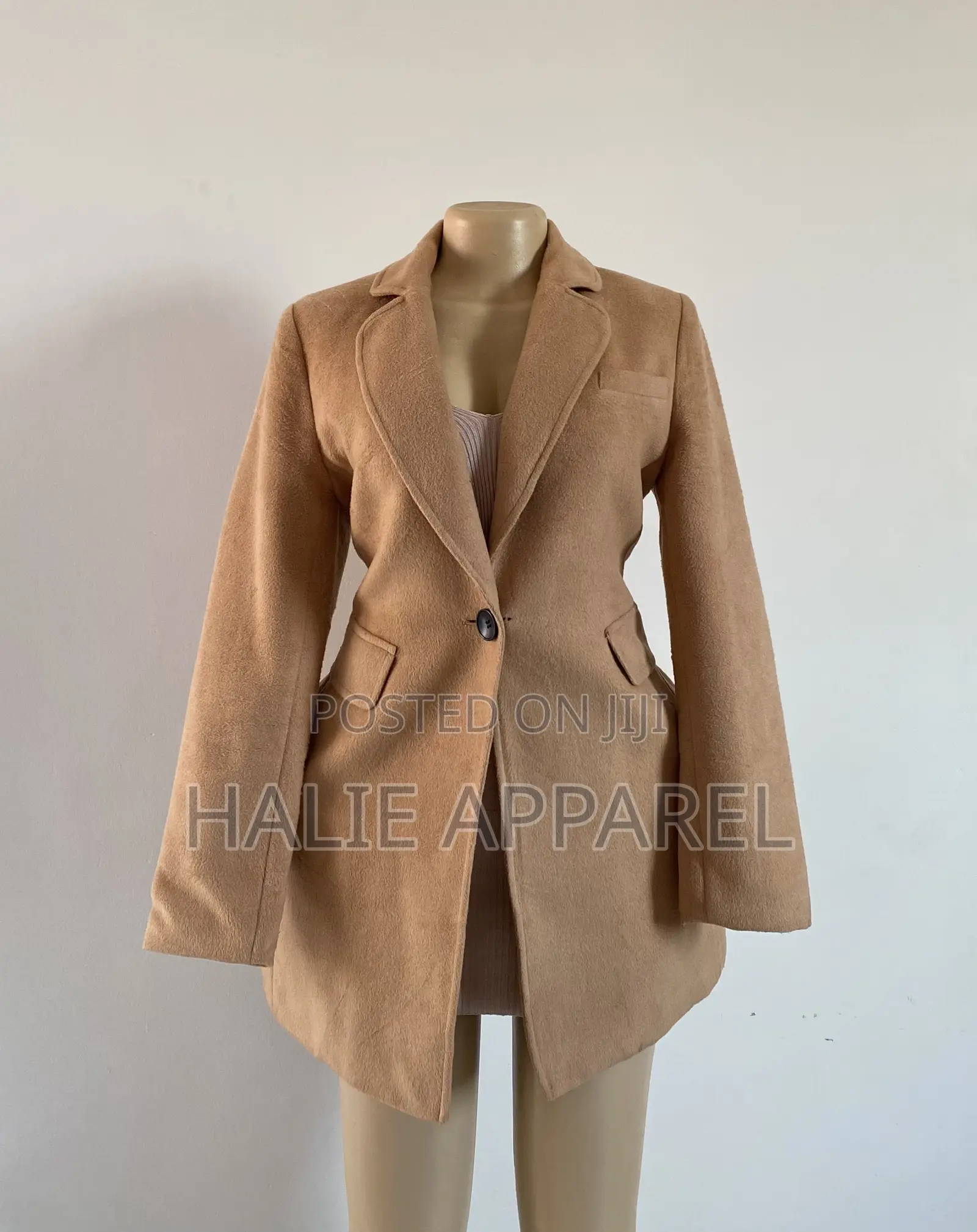 Trendy Ladies Coats and Blazers in Kampala