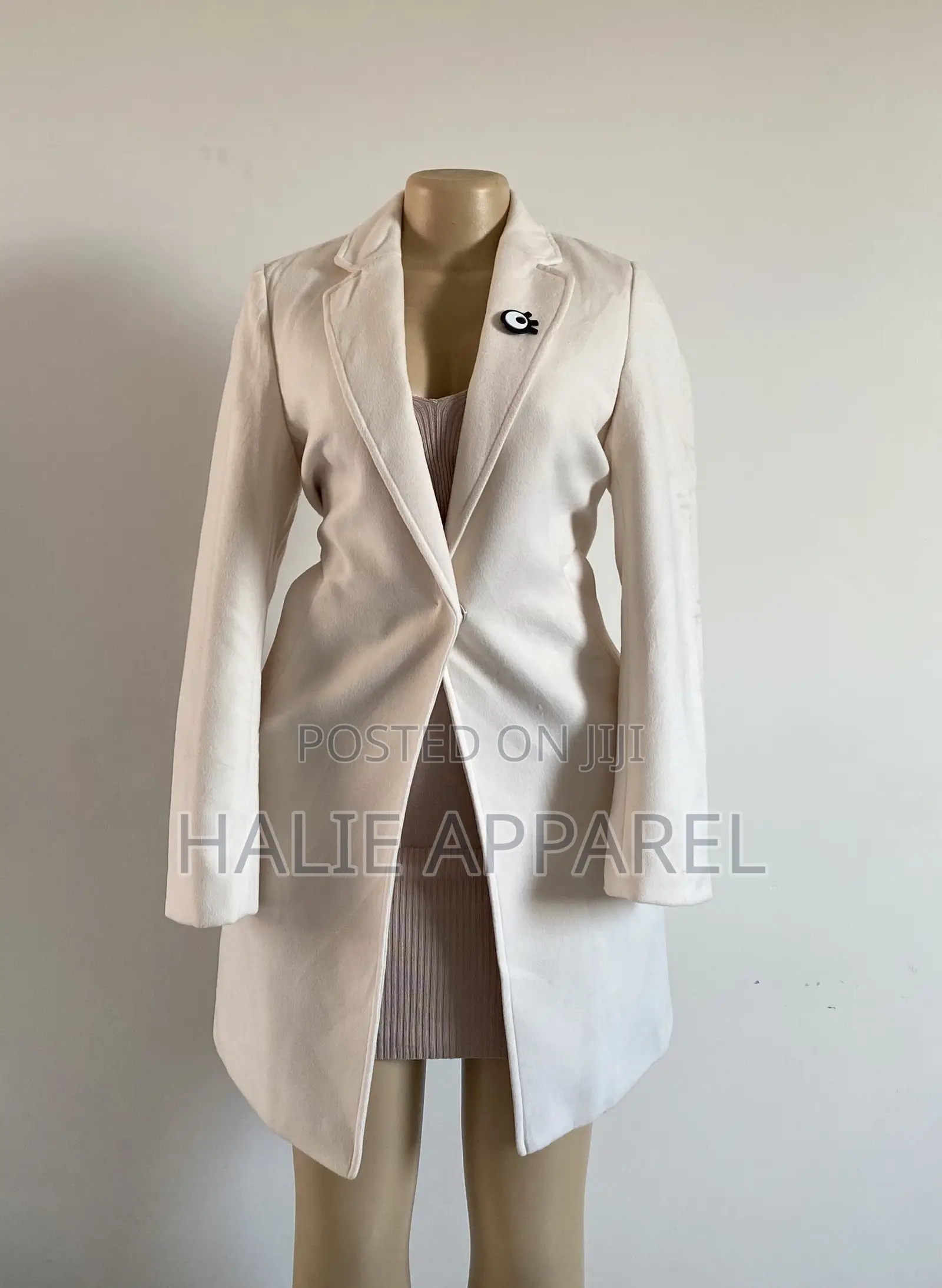Trendy Ladies Coats and Blazers in Kampala