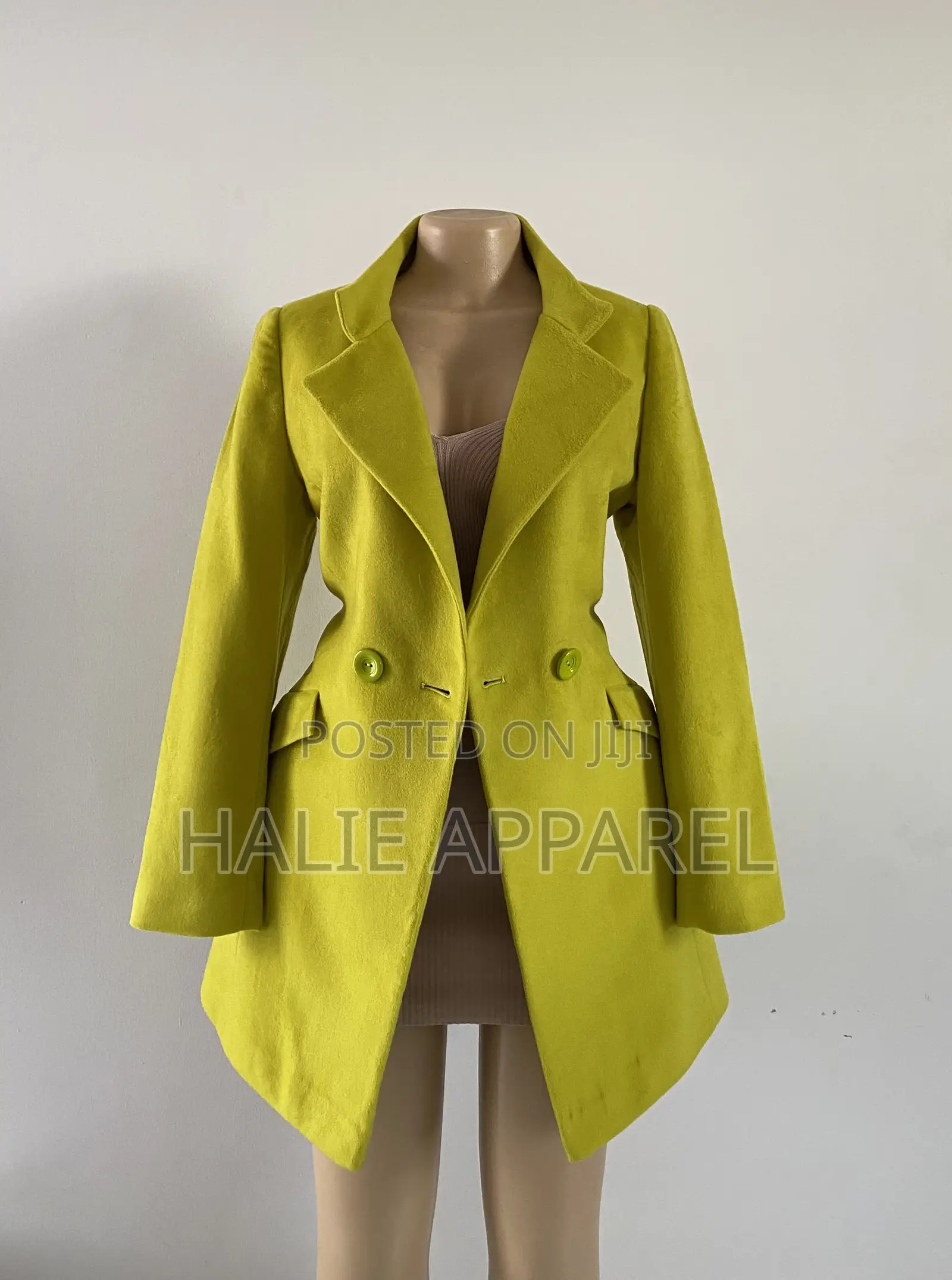 Trendy Ladies Coats and Blazers in Kampala
