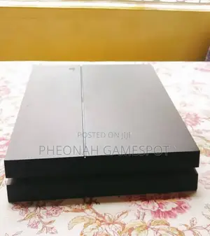 Ps4 Standard Console 13 Games, 2 Controllers, Used,
