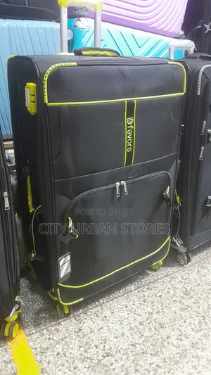 Black 4wheels Extra Large Suitcase