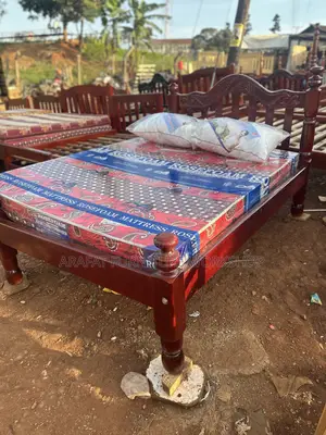 Medium Solid Bed