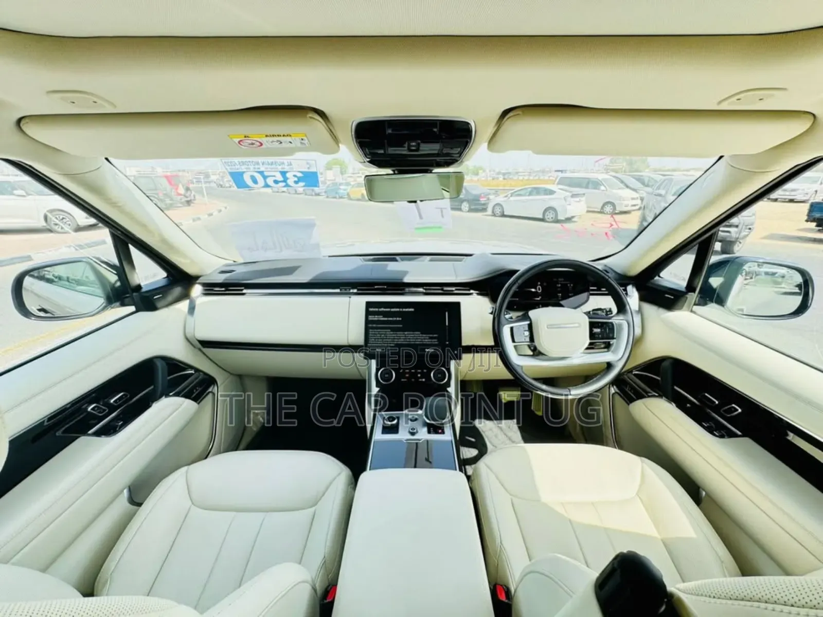 Land Rover Range Rover Vogue 2023 Gold