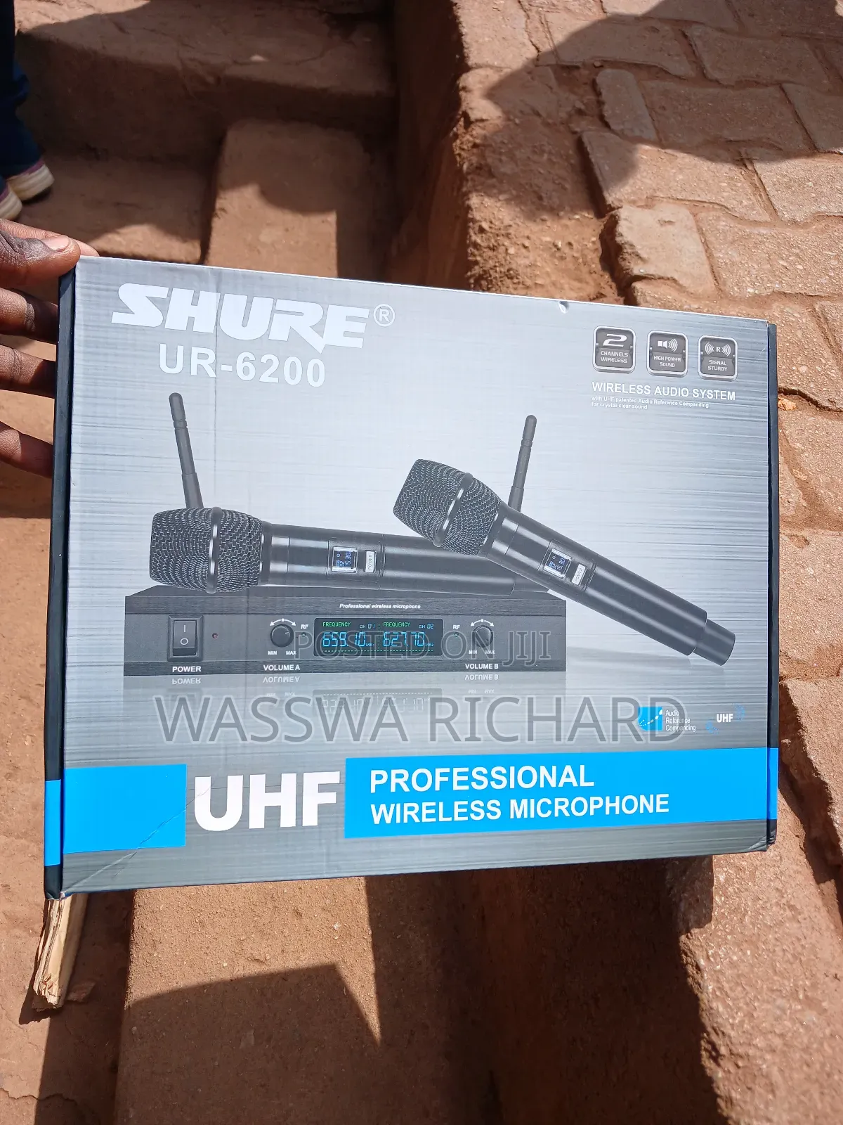 Shure Wireless Microphone Ur 6200