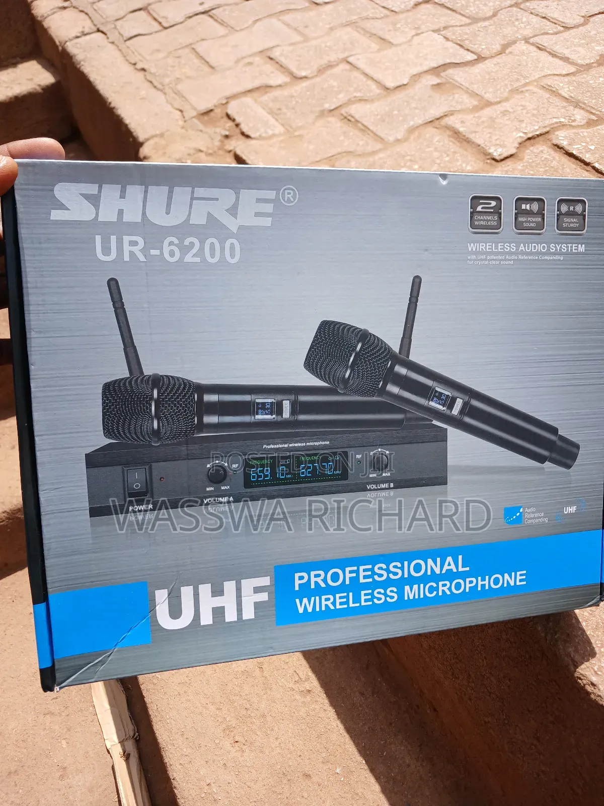 Shure Wireless Microphone Ur 6200