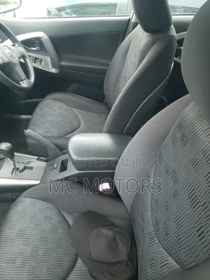 Toyota RAV4 2.5 Limited 2010 White