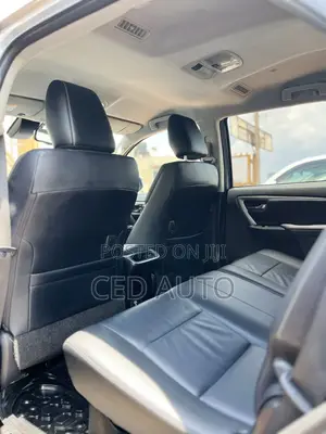 Toyota Fortuner 2021 Silver