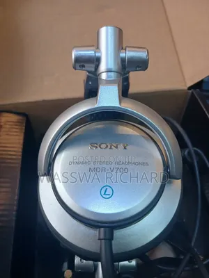 Sonny Headphones Mdr-v700dj