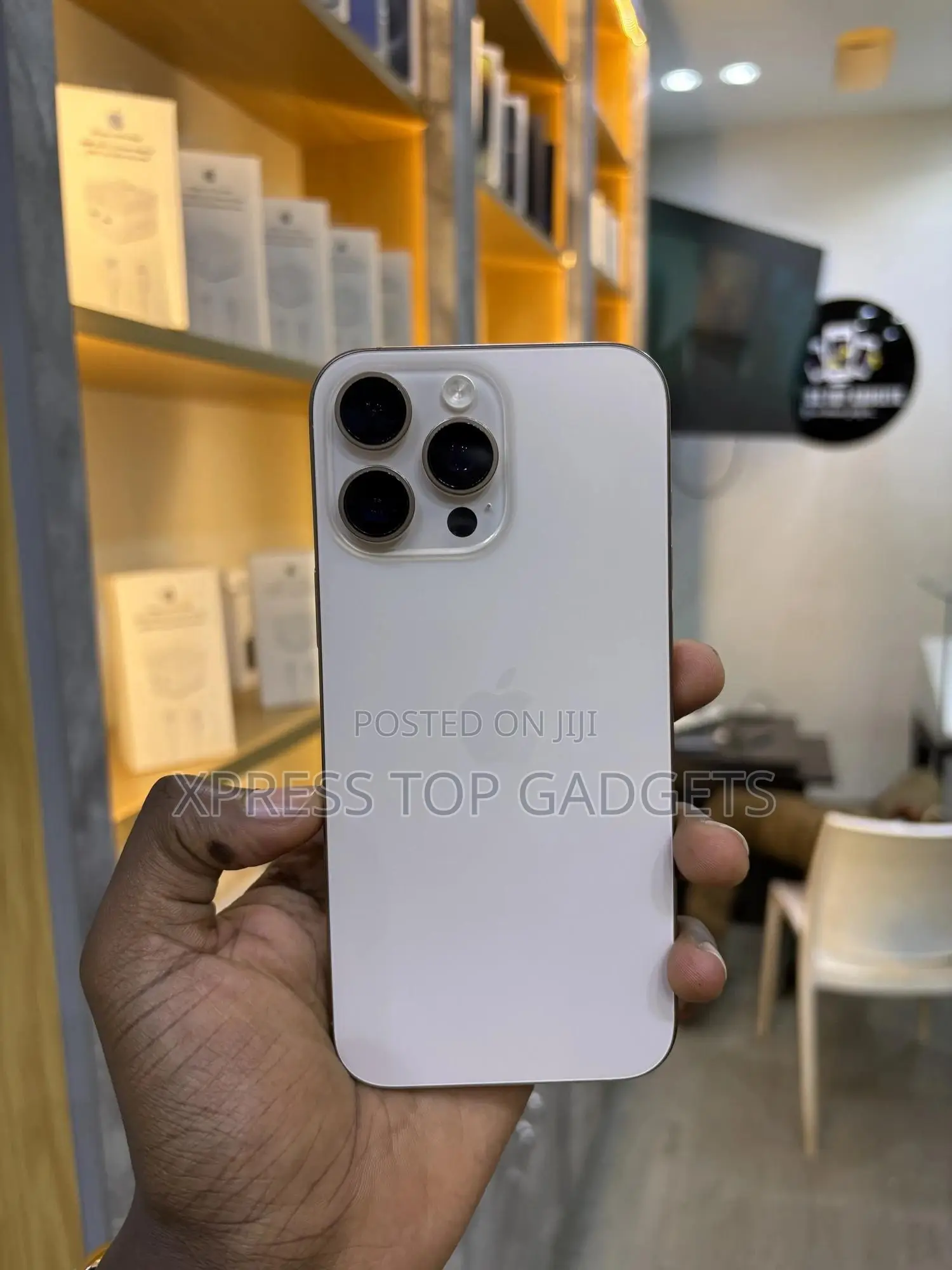Apple iPhone 16 Pro Max 256 GB Gold