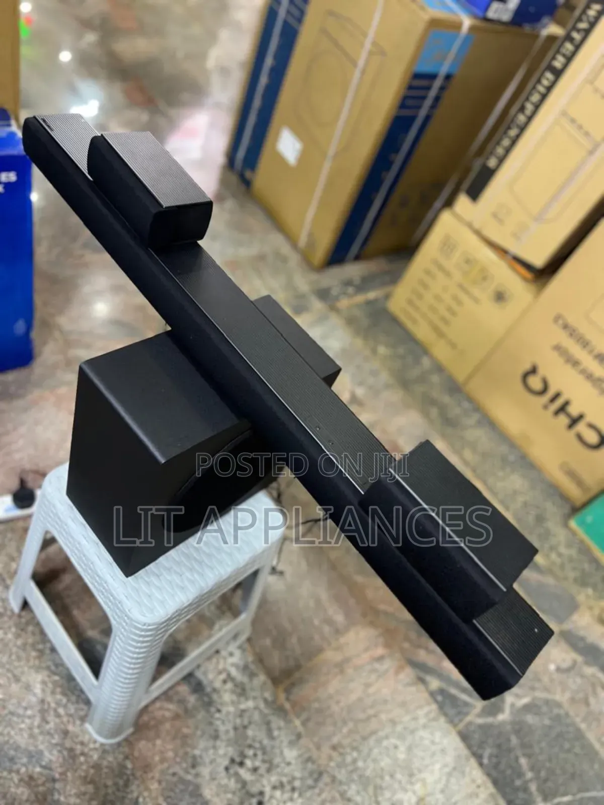 Hisense Soundbar Hs5100,540w With a Strong Bass ,Surrounding Speakers