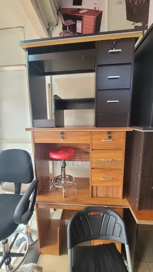 Office Desk Black and Brown