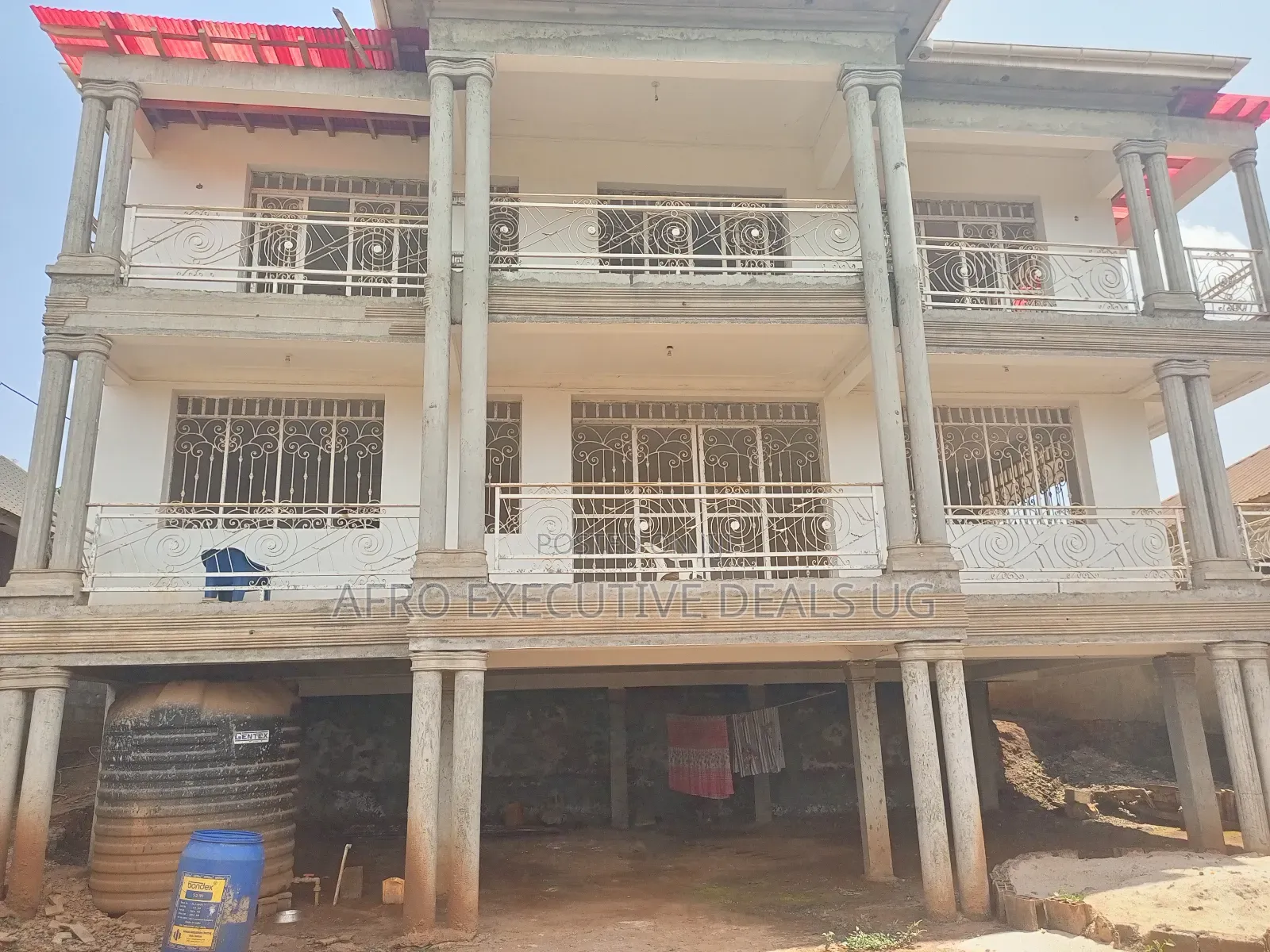 7bdrm Maisonette in Mutundwe Jomayi, Rubaga for sale