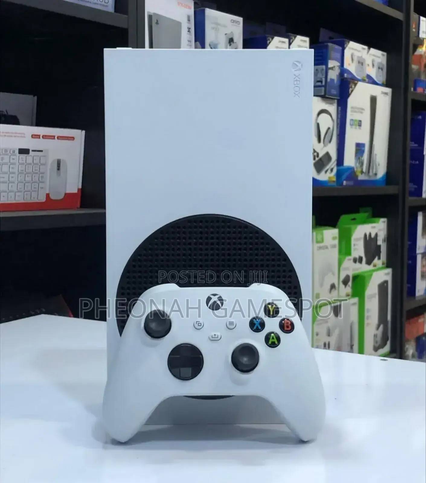 Xbox Series S in Mint Condition