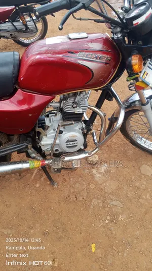 Bajaj Boxer 100 2022 Red