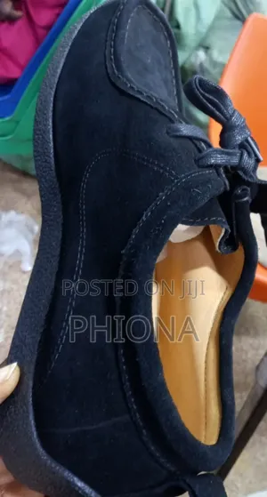 Men's Shoes With Laces