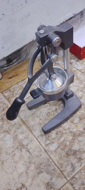 Commercial Orange Squeeze