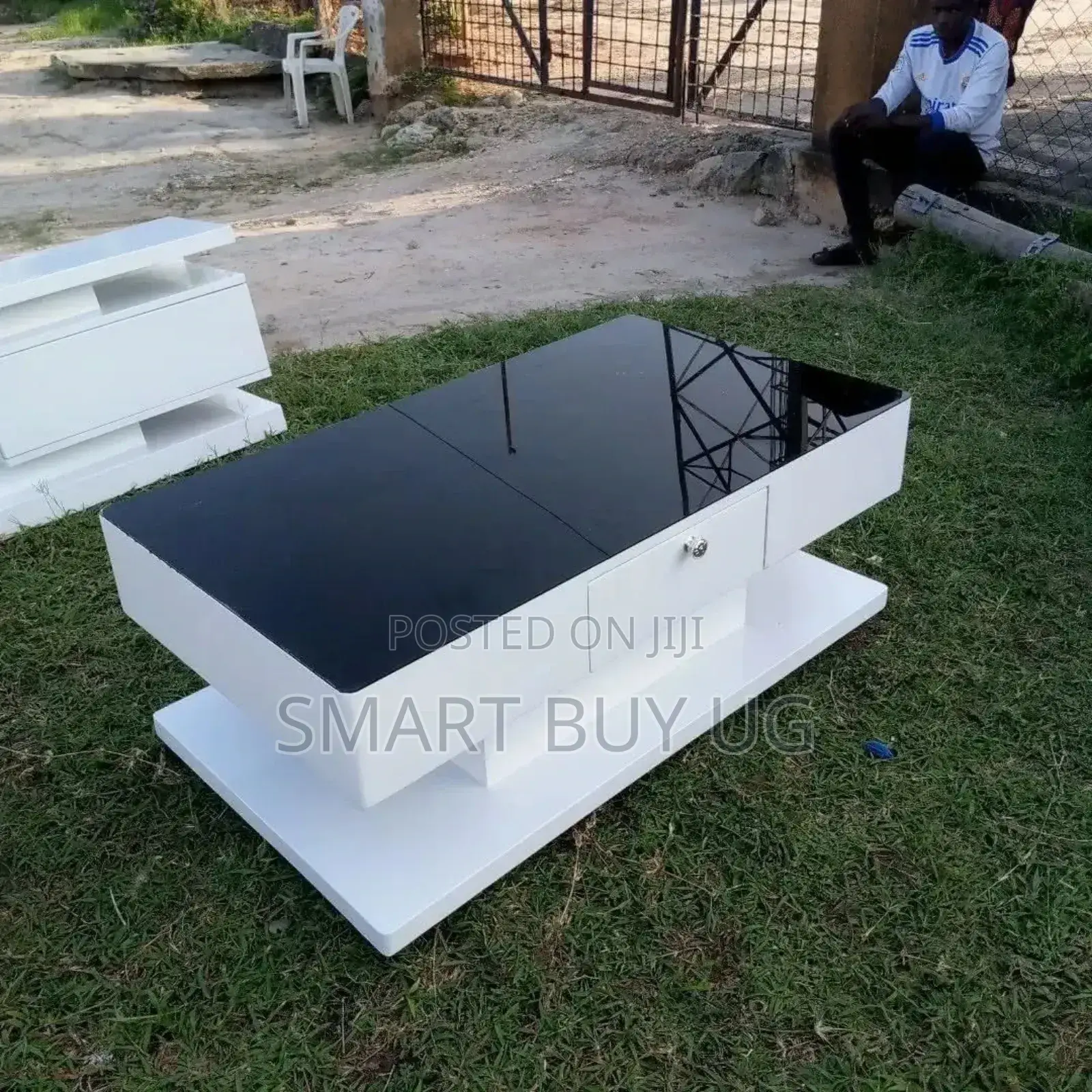 Centre Tables/Glass and Wood Center Table/Center Tables/Centre/Table