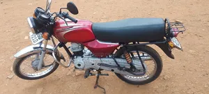 Bajaj Boxer 100 2024 Red