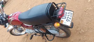 Bajaj Boxer 100 2024 Red