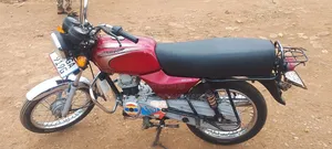 Bajaj Boxer 100 2024 Red