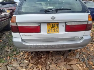 Nissan Rogue 2003 White