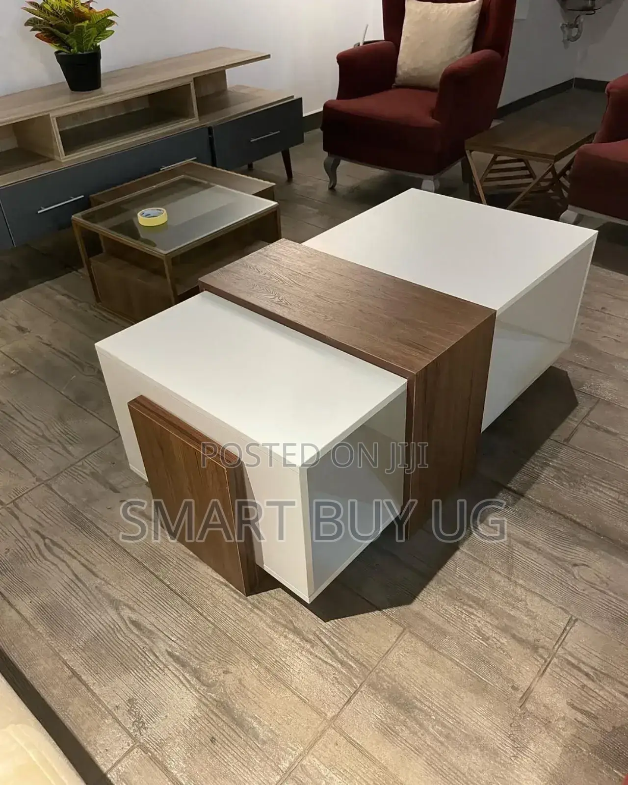Coffee Table/Centre Tablez/Room Table/Tables