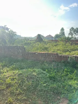 Plot on Quick Sale in Kasangati Kiiti