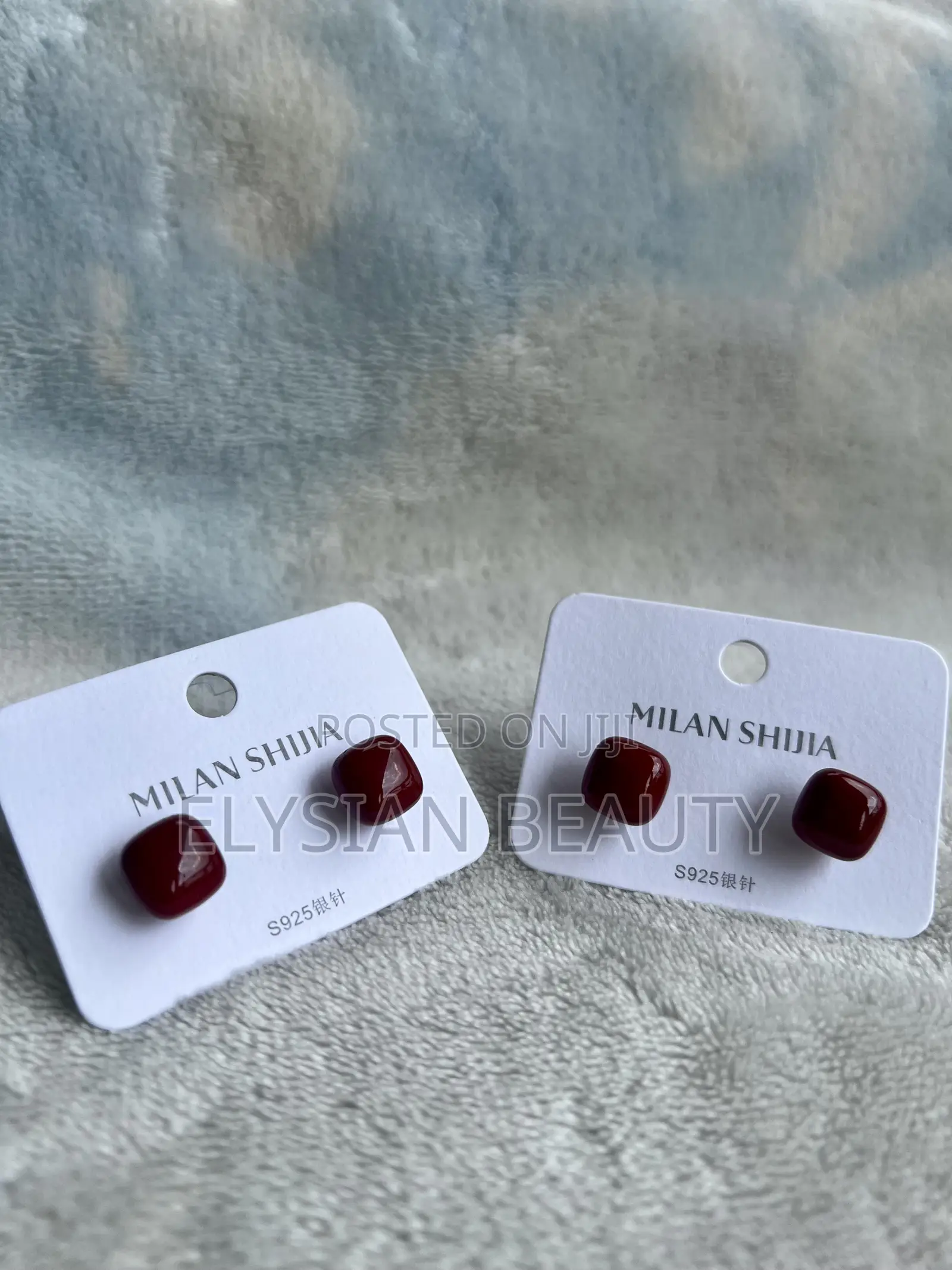 Jewelry (Earrings)