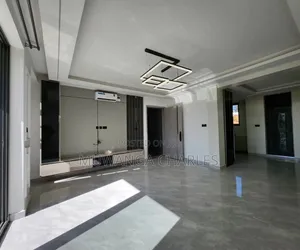 2bdrm Apartment in Fs Properties Kololo, Nakawa for rent