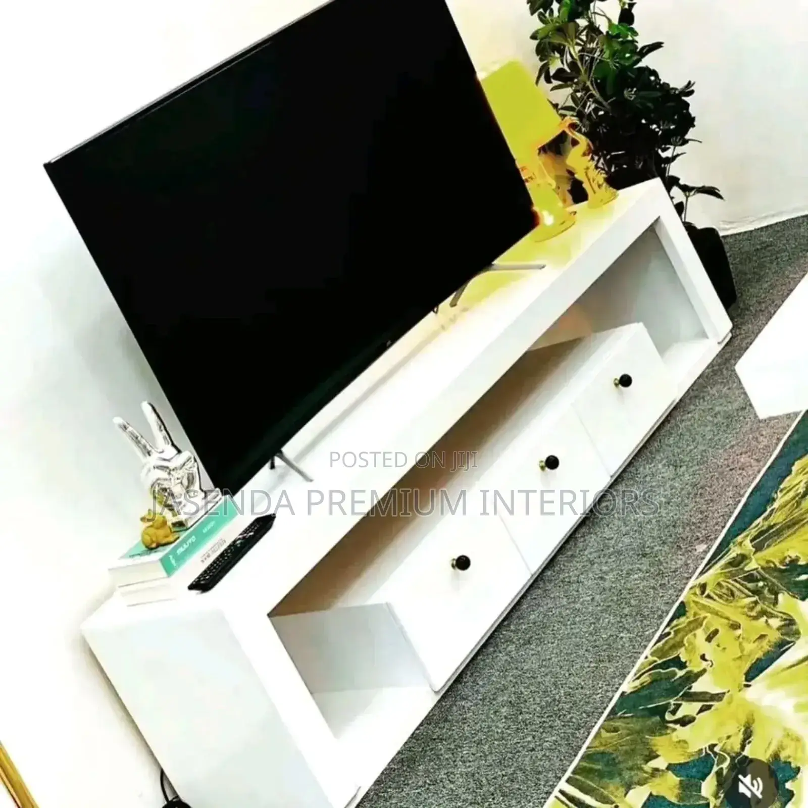 Tv Stand/Tv Standz Tv/Tv Stands/Television/Tv Standd White Tv Unit