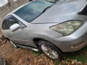 Toyota Harrier 2004 Silver