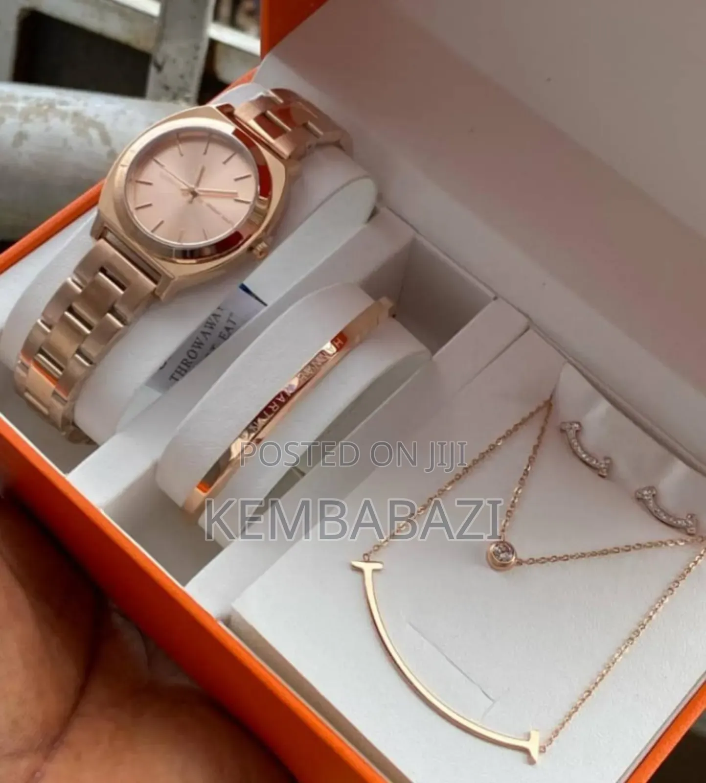 Ladies Classy Watches With Jewelries