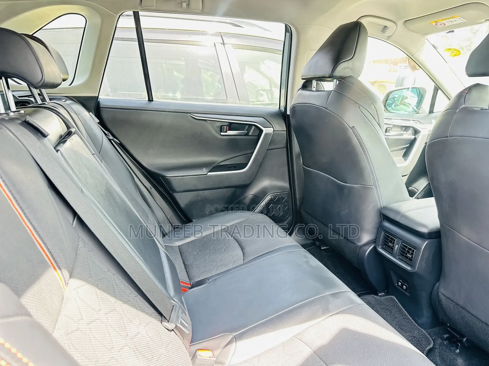 Toyota RAV4 Adventure 2019 Green