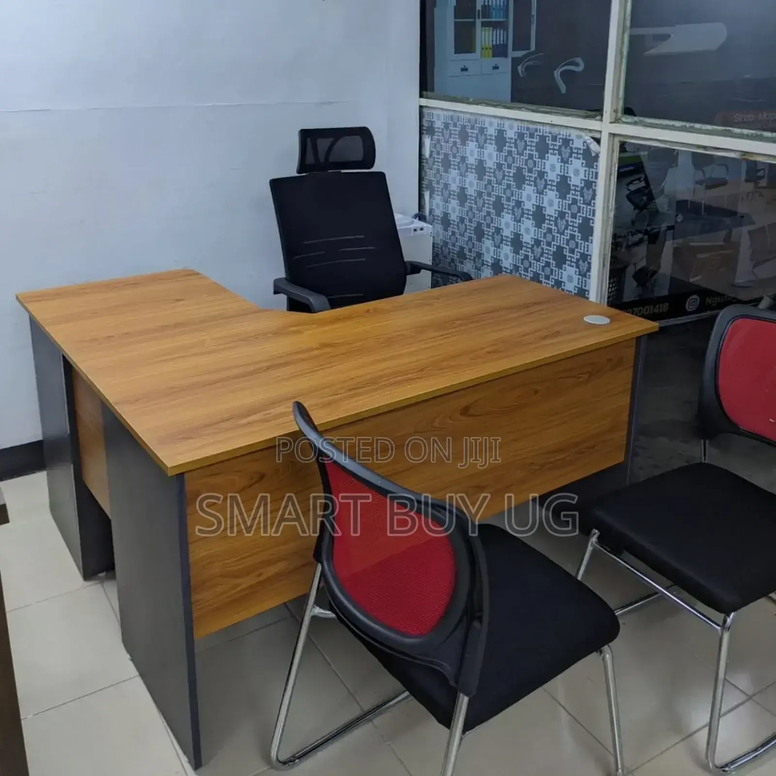 Compact Study Desk / Reading Table – Modern Office Desk