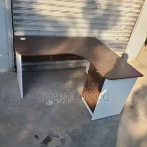 Modern Office Desk/Study Table/Workstation/Reading Desk/Office Table