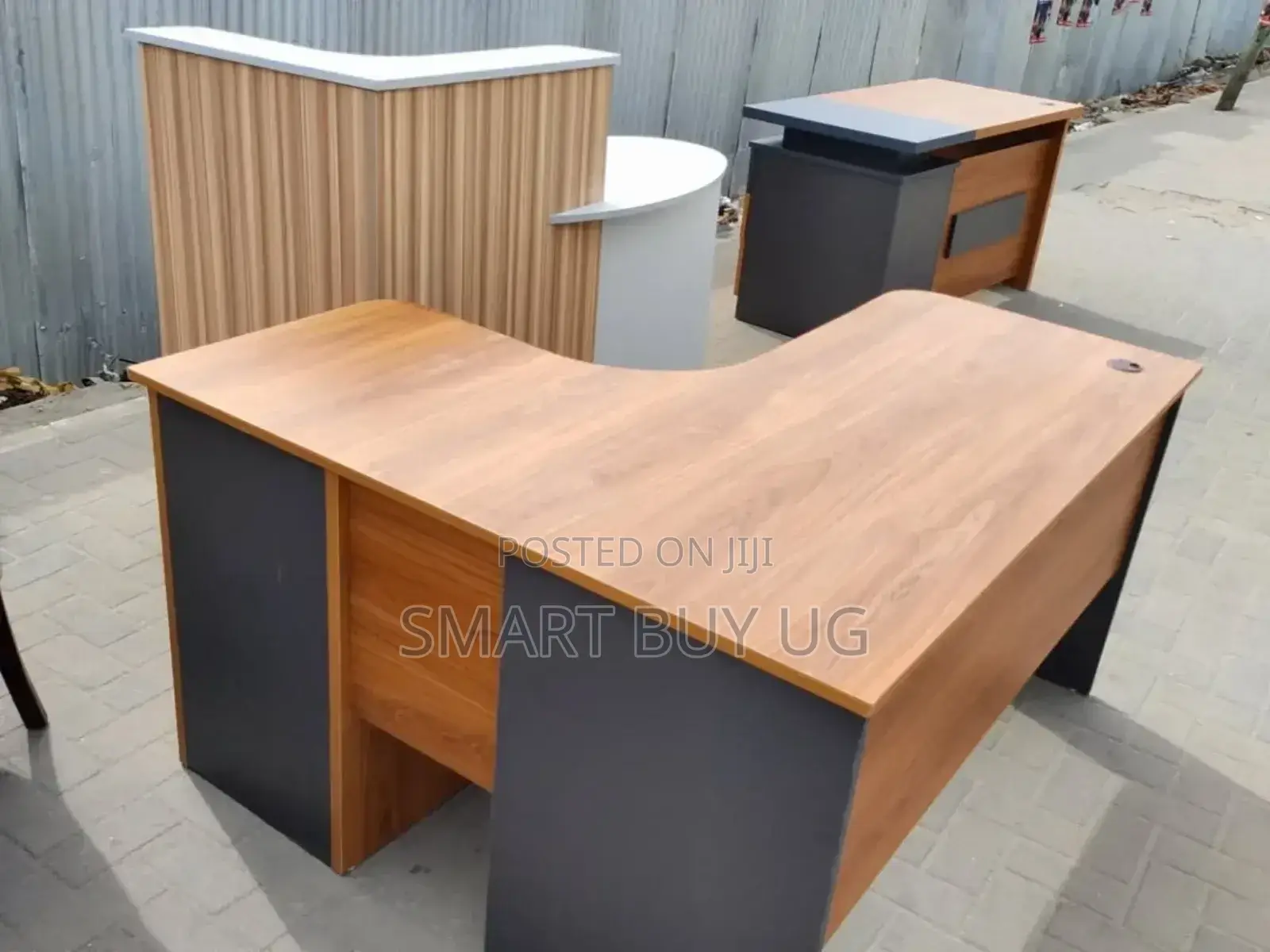 Compact Study Table – Modern Office Desk Workstation for Home