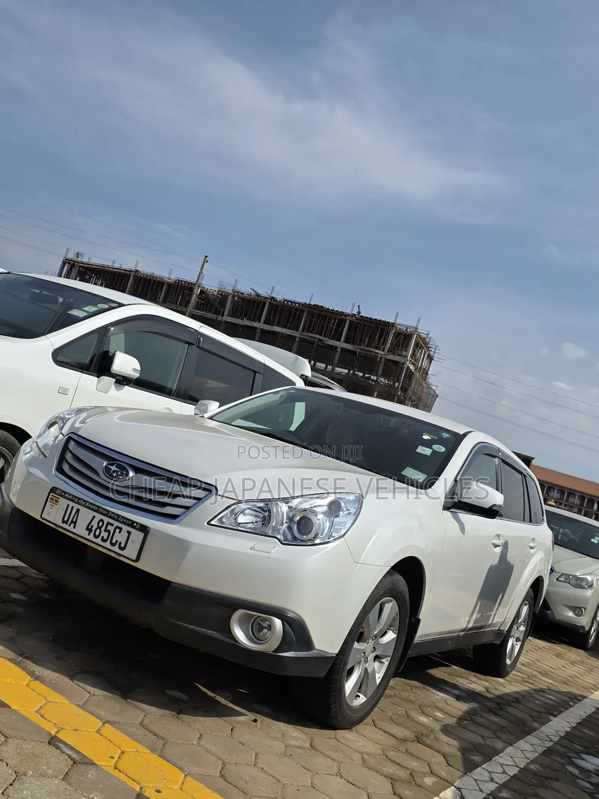 Subaru Outback 2.5i Limited 2011 Pearl