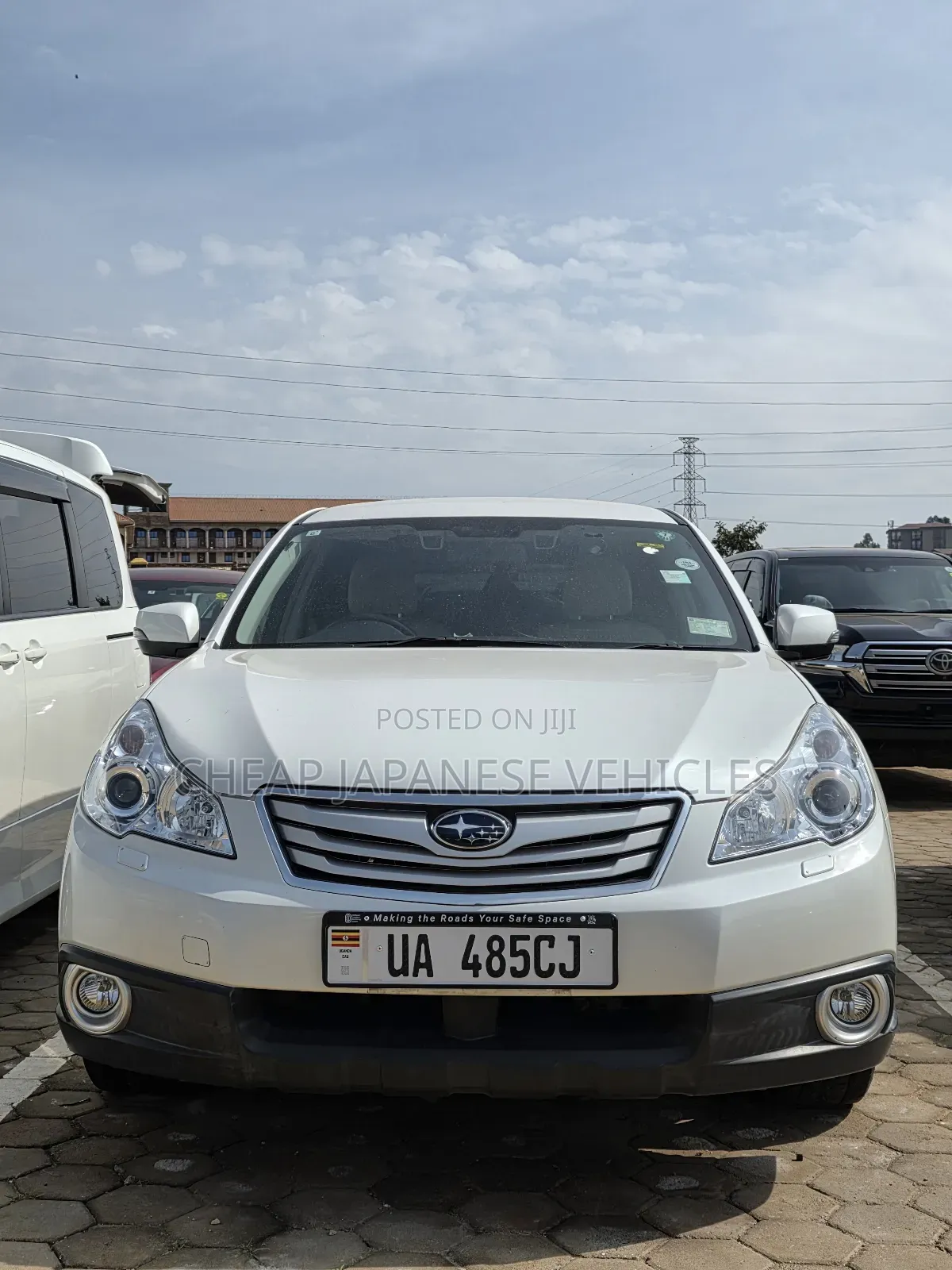 Subaru Outback 2.5i Limited 2011 Pearl