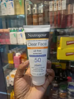Neutrogena Clear Face SPF 50 Oil-Free Sunsceen