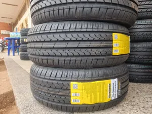 215/60r16 Austone Tires for Mark X