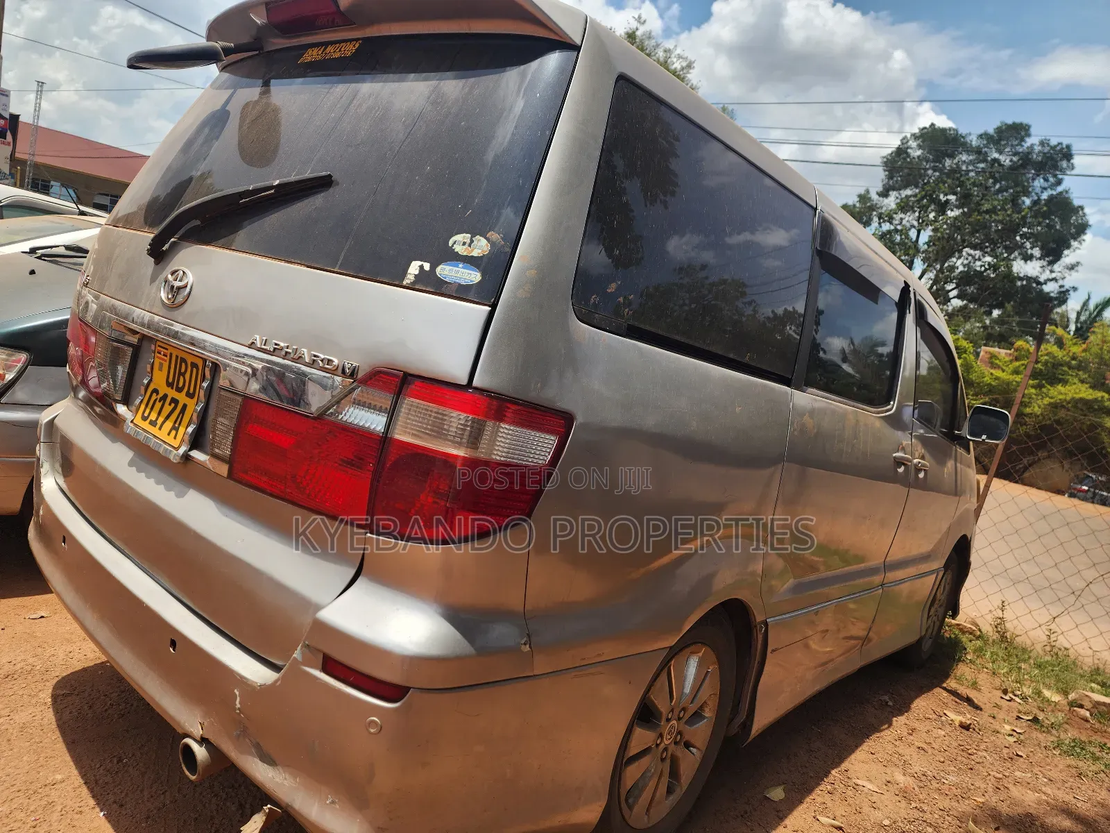 Toyota Alphard 3.0 Petrol AWD 2004 Gray