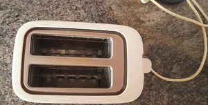 Bread Toaster _ Philips