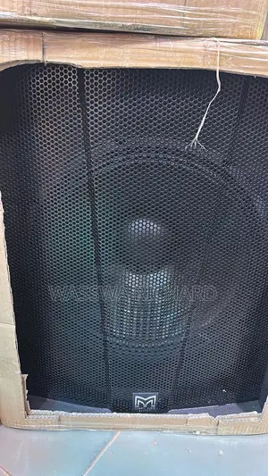Single Bass Beam Martin Audio