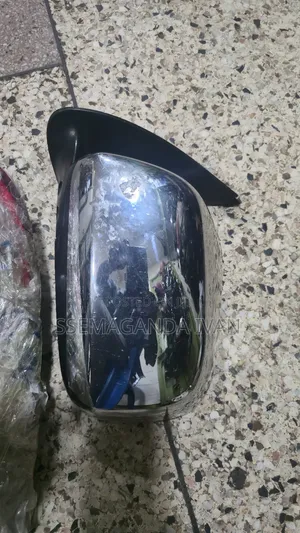Hilux Side Mirror in Chrome