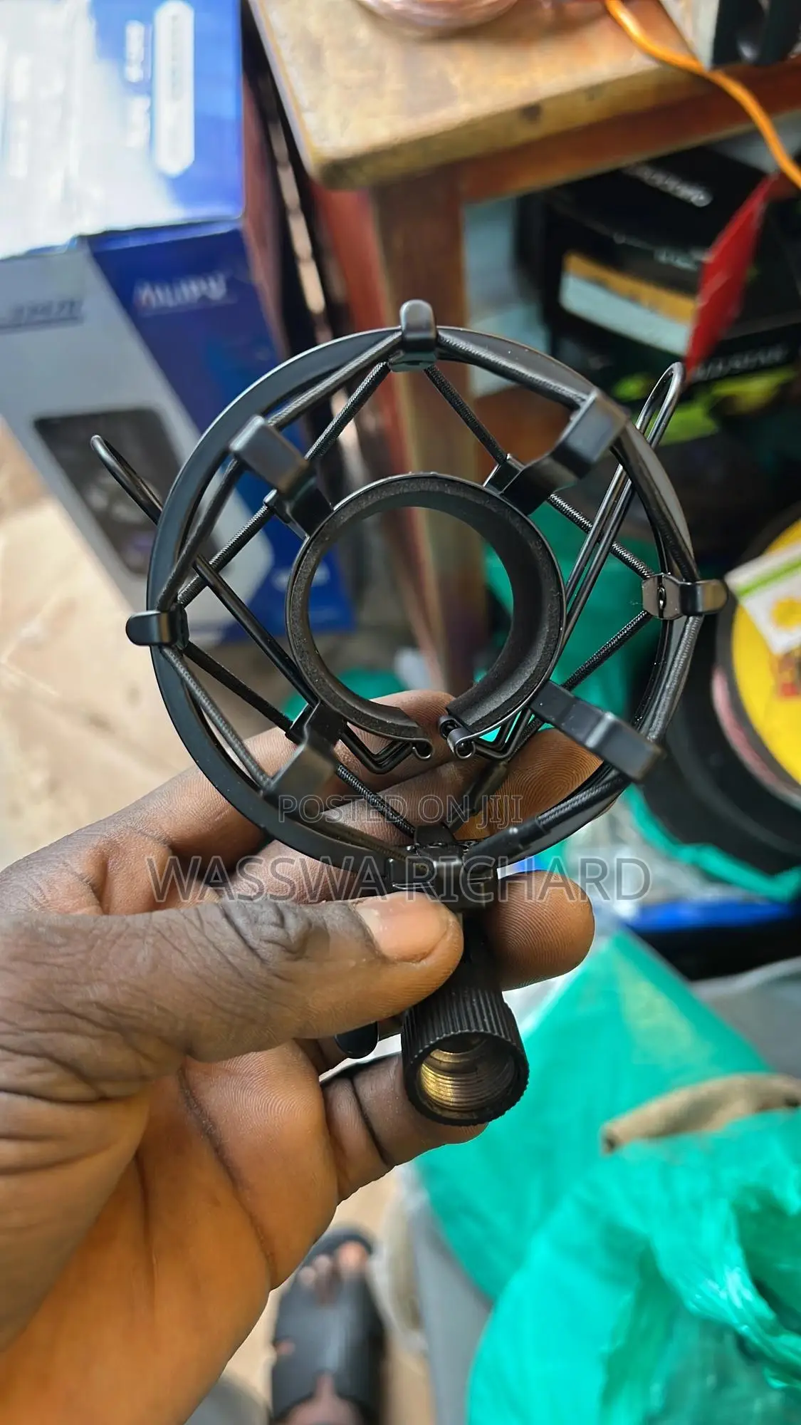 Shock Mount